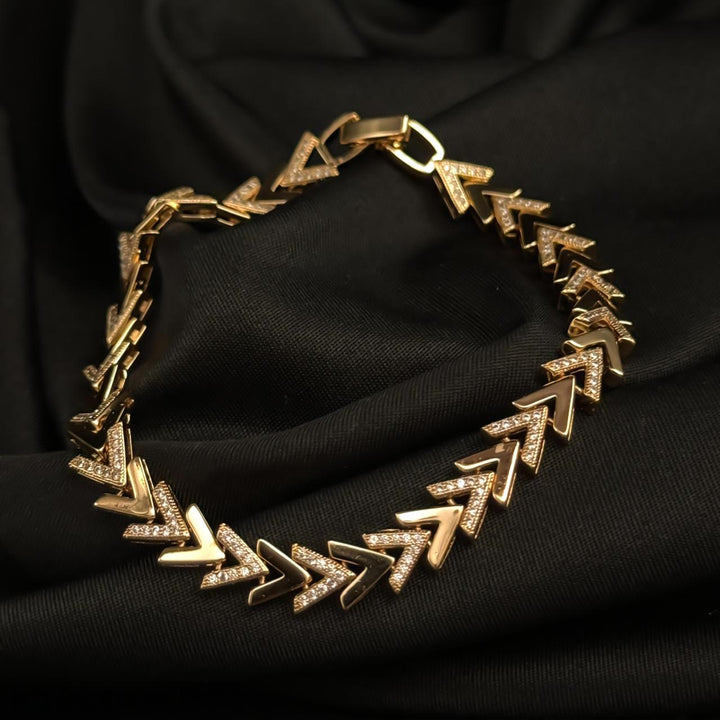 Link Chain Golden Bracelet