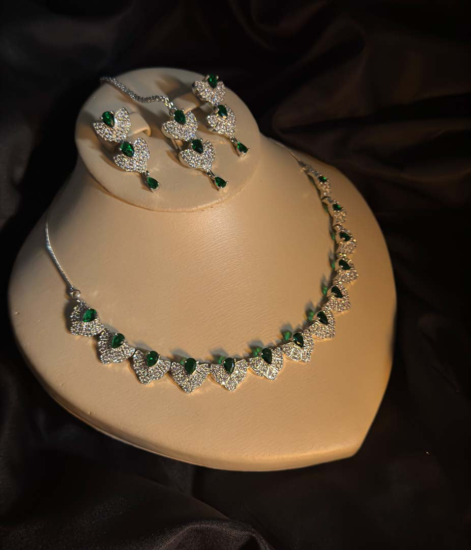 Emerald Crown Sparkle Set