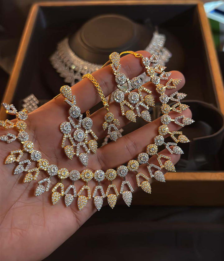 Two Tone Cz Tikka Set