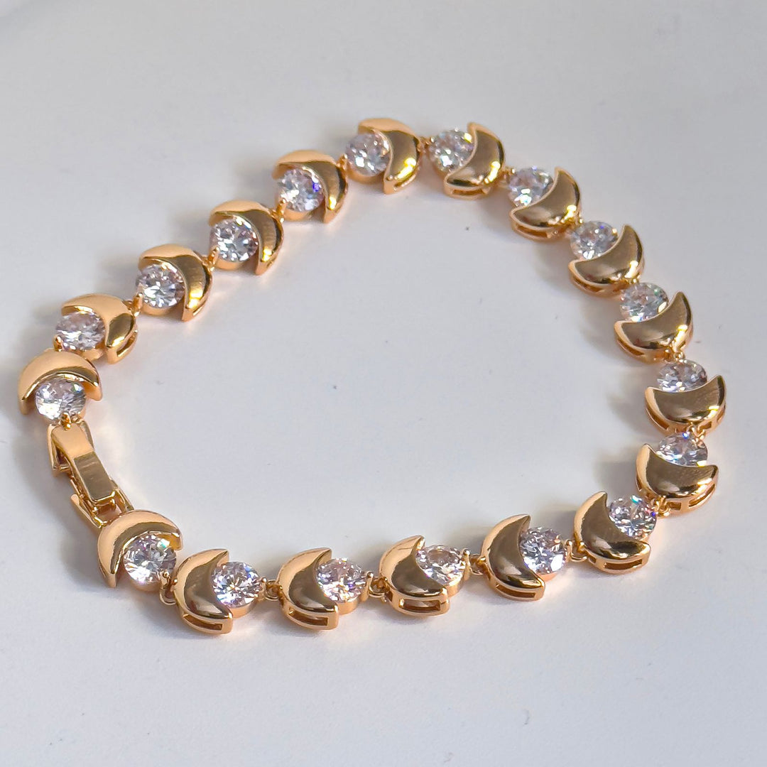 Diamond Cut Golden Cz Bracelet